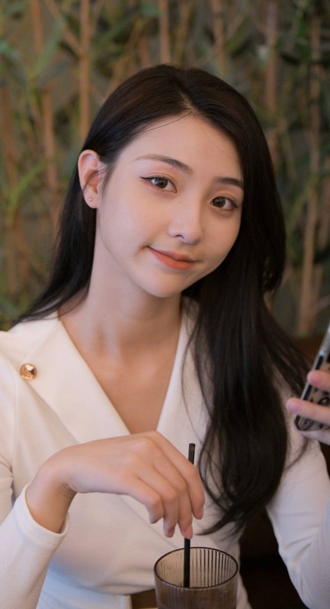 【套图+视频】白色制服美女